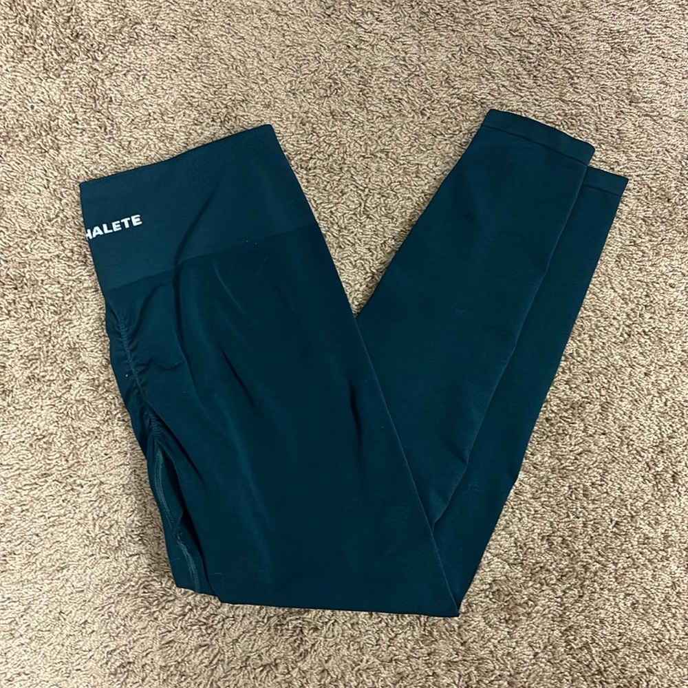 Alphalete amplify leggings in dark green
